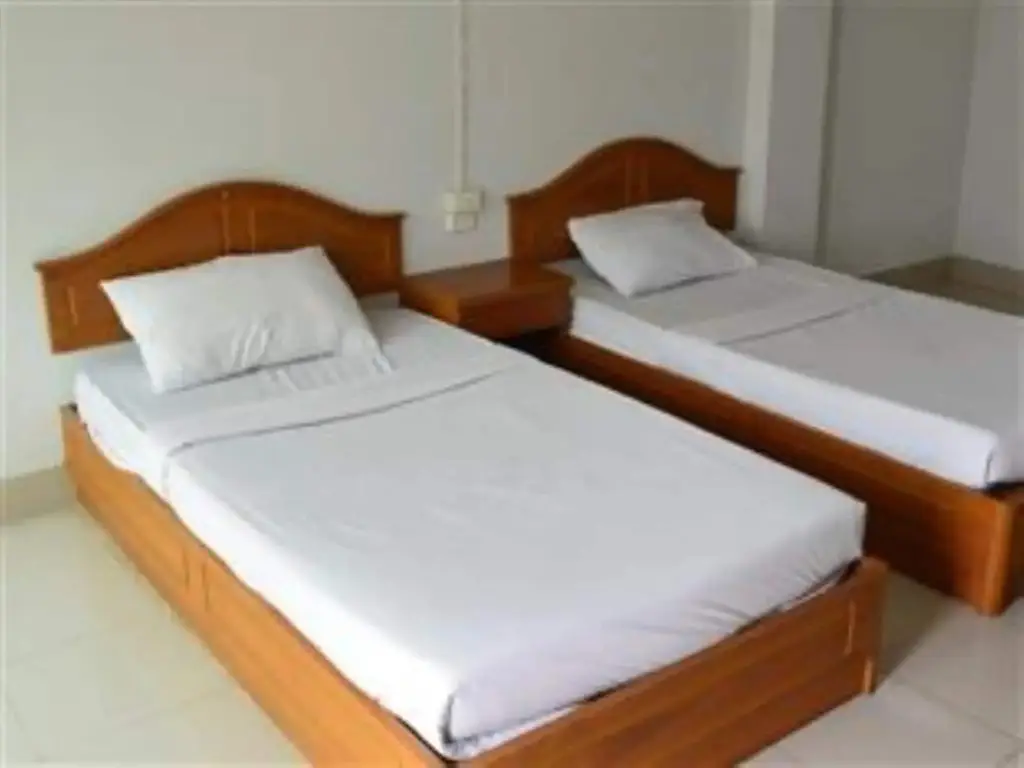 Чумпхон: Yong Dee Apartment