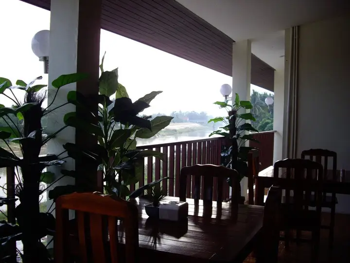 Тха Тум: Srithongkul Riverside Hotel