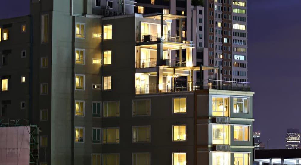 Бангкок: V Residence Serviced Apartment