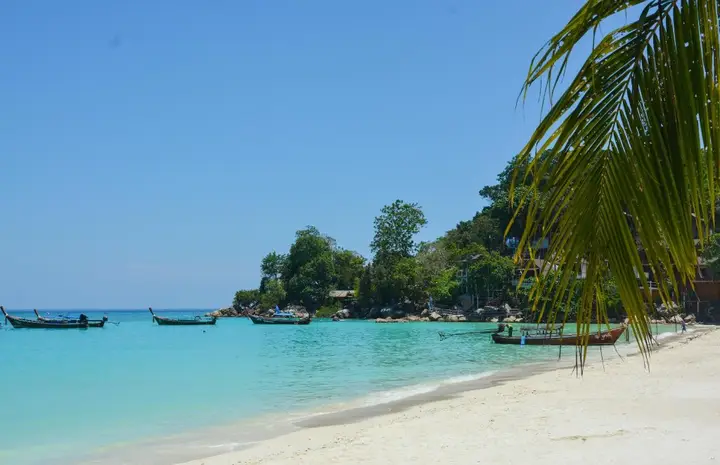 Ко-Липе: Forra Diving Resort Pattaya Beach