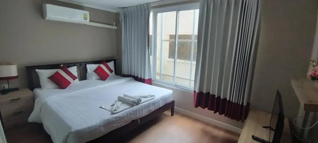 Муанг: Kata Beach Studio Service Apartment