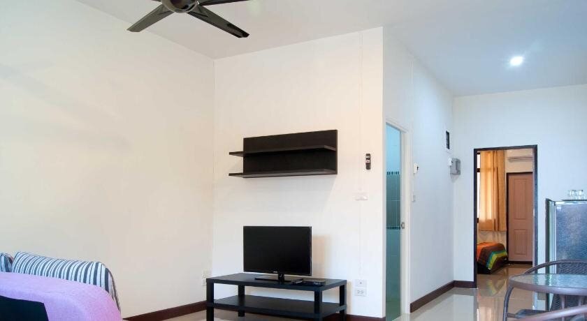 Тра Кан Фех Пон: Suporn Lakeview Serviced Apartment & Homestay