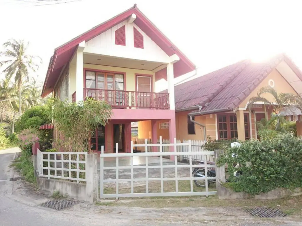 Тхаланг: Aree Home Guesthouse