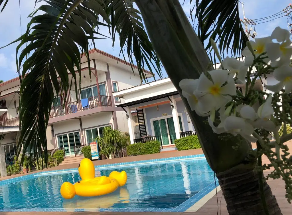 Ко-Лан: Baan Captain Hook at Koh Larn