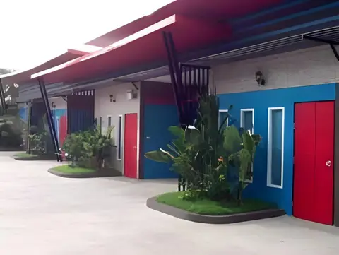 UII Boutique Place — фото 1