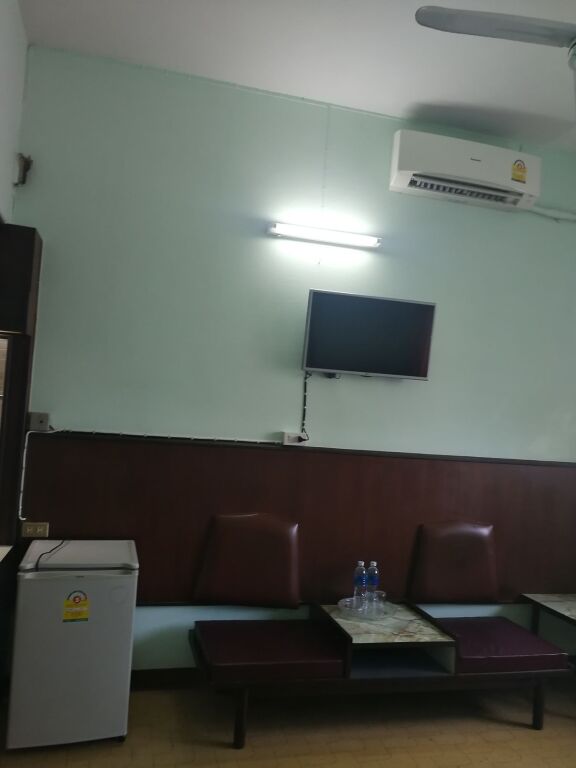 Хатъяй: Laemthong Hotel