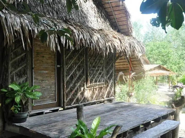 Кху Ра Бу Ри: Phra Thong Nature Resort