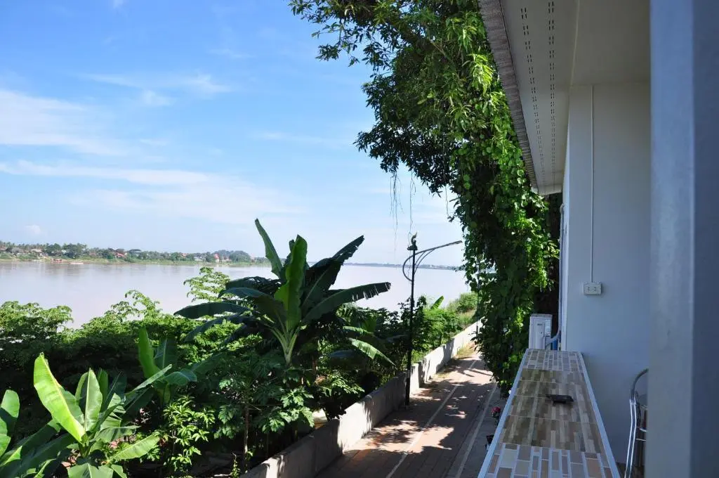 Нонгкхай: The Rim Riverside Guest House