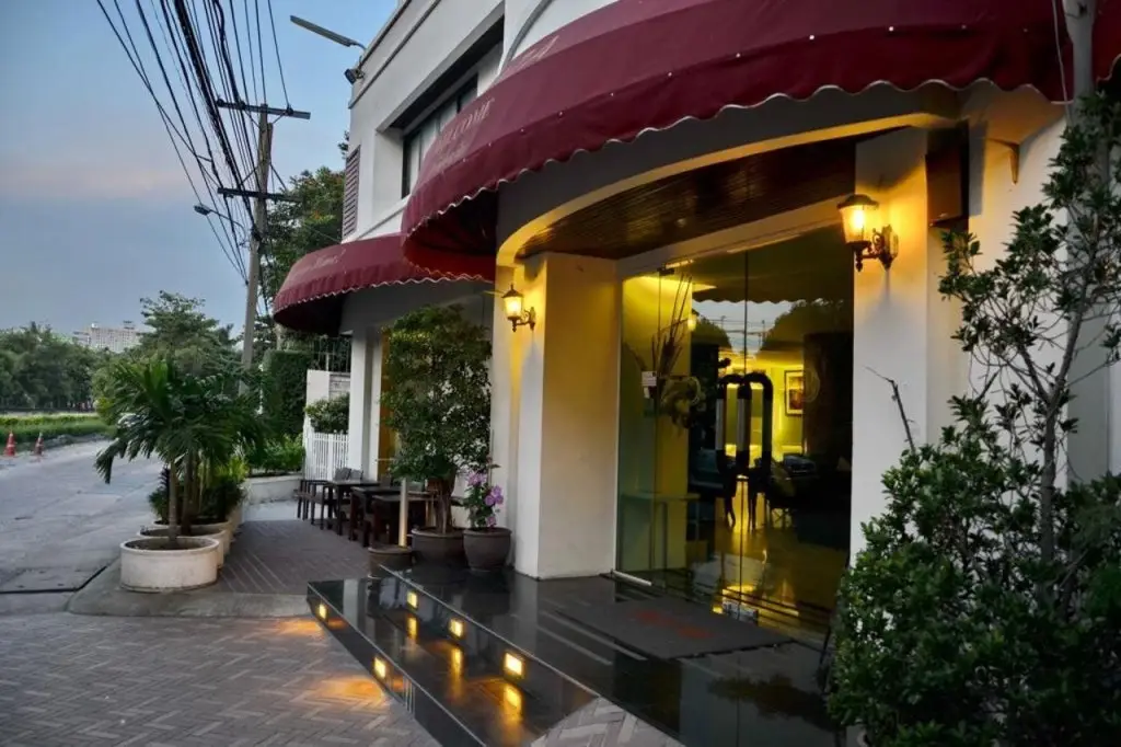 Бангкок: Ziniza The Boutique Service Apartment