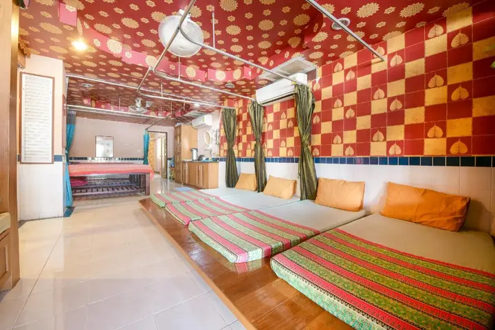 На Чом Тхиан: Saithong Place Hotel