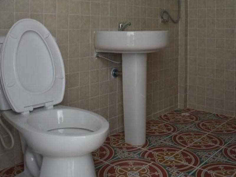 Чакпхонг: Madam Resort