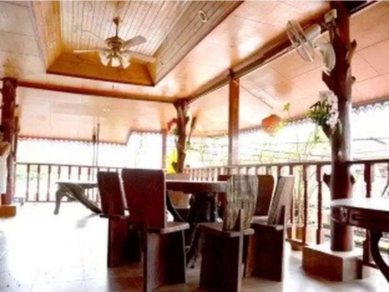 Лансака: Baan Mangkornhong Guesthouse