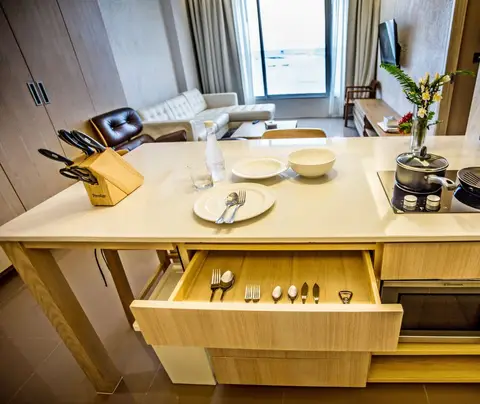 Balcony Seaside Sriracha Hotel & Serviced Apartments (SHA Extra Plus) — фото 1
