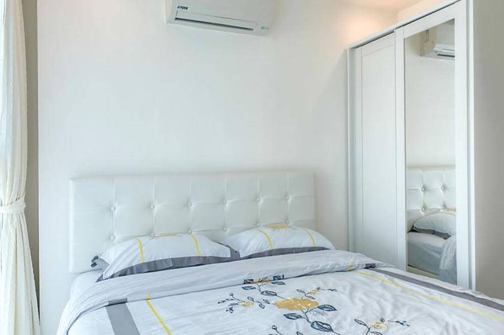 Паттайя: Cosy Beach View Condominium by 1015