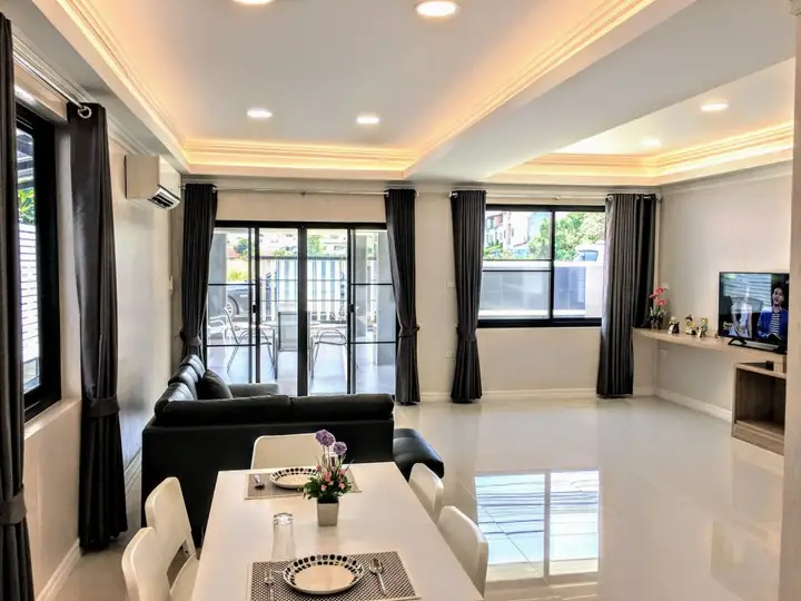 Хуахин: Baan Sasithorn Huahin