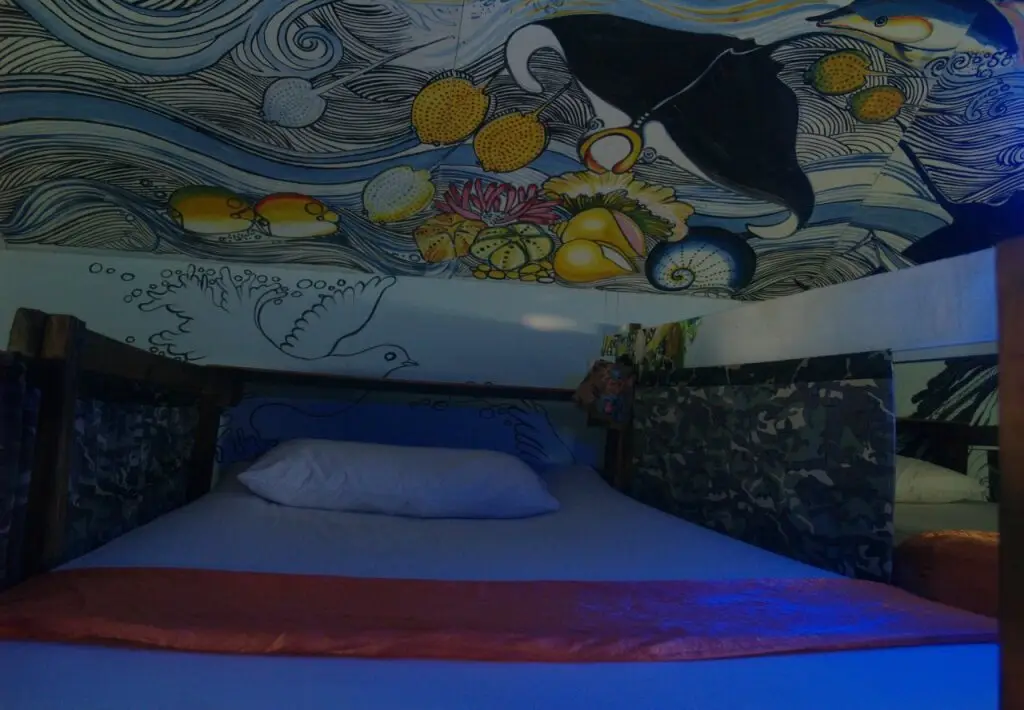 Ланта: Peacock Hostel