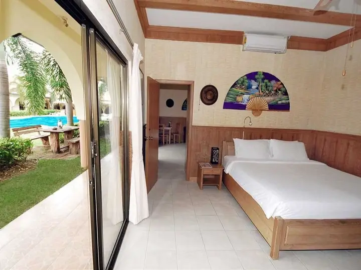 Бангламунг: Getaway Resort Lake Mabprachan Thailand