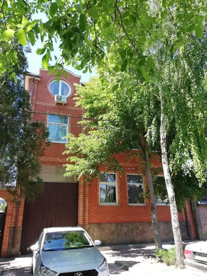 Ростов-на-Дону: Guest House on Piramidnaya 29