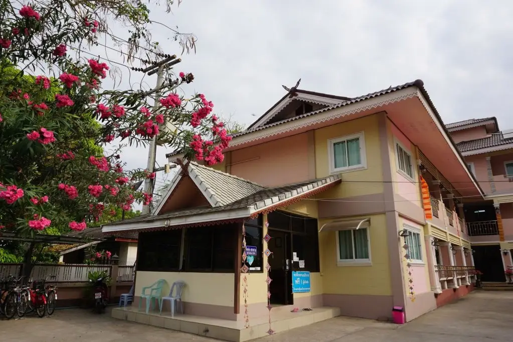 Kumkaew Tawon Palace Hotel — фото 1