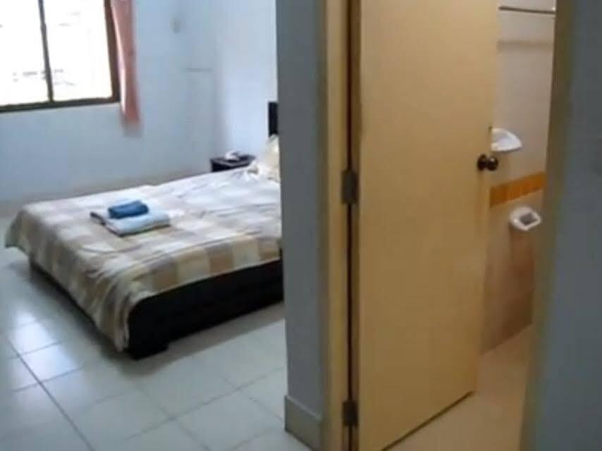 Бангкок: Phet Place Apartment