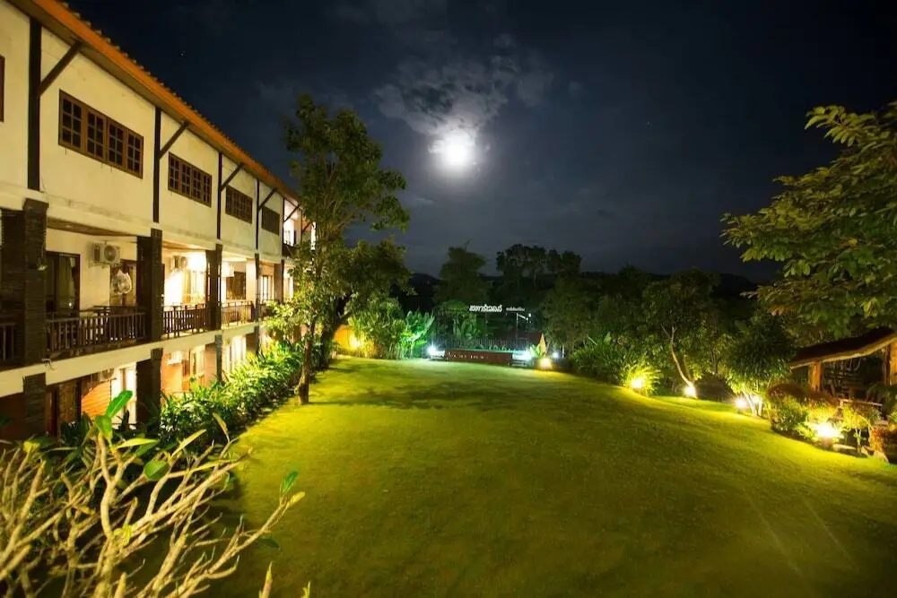 Ванг Нам Кхио: StarwellGardenhome WangNamKiaw Resort