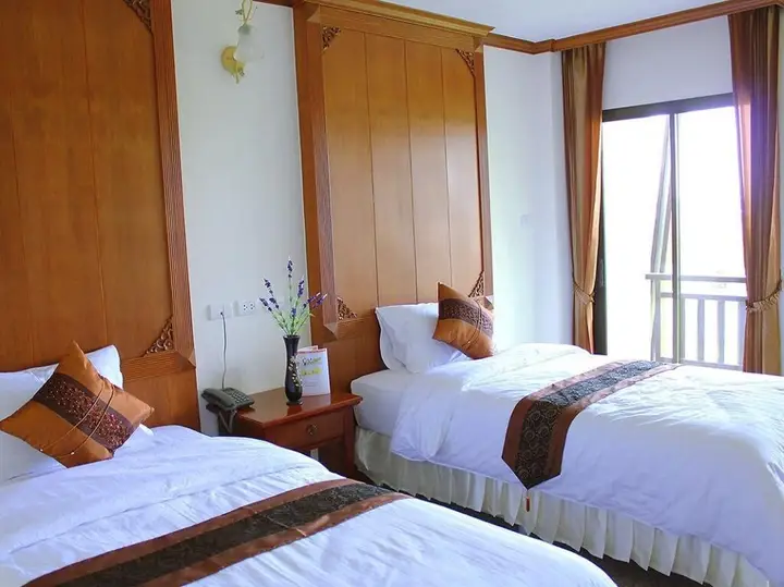 Сирача: CY Hotel & Residence