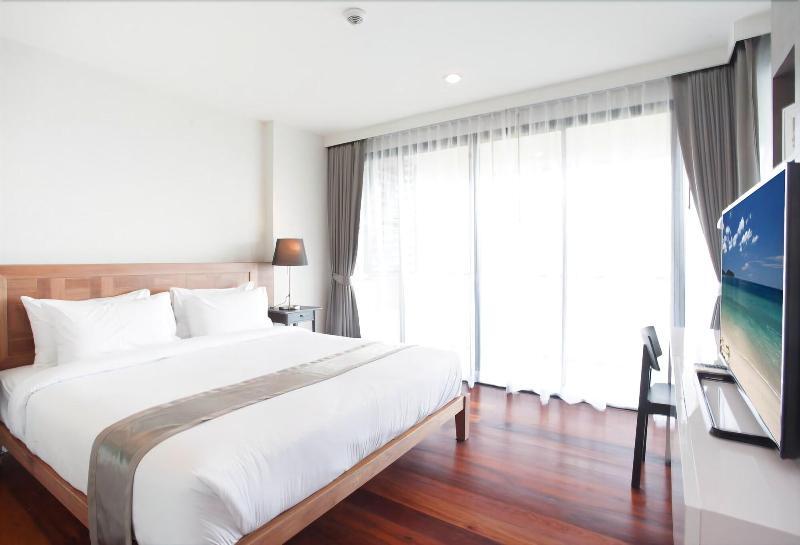 Кату: The Unity Patong Private Apartment