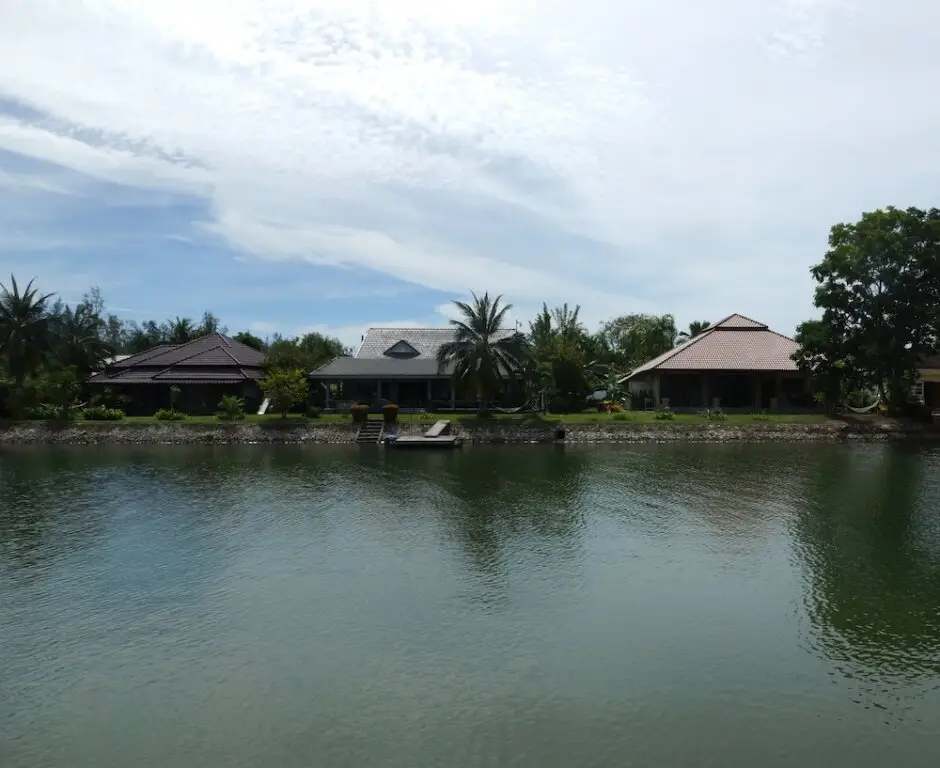Клаенг: Rayong Villa Rental