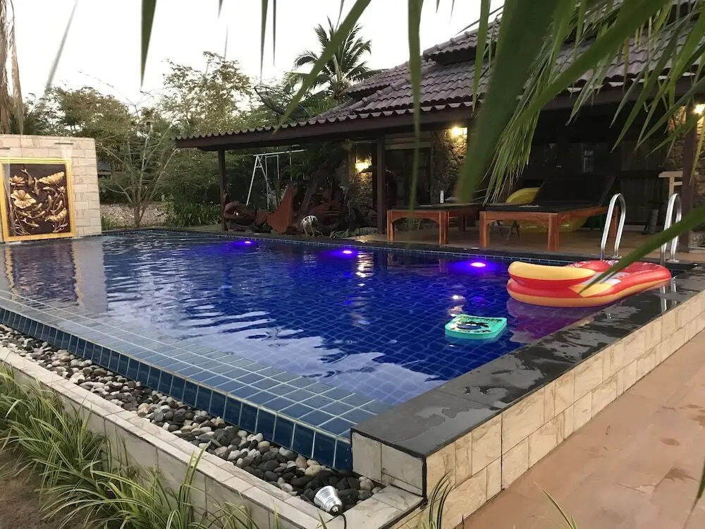 Клаенг: Rayong Villa Rental