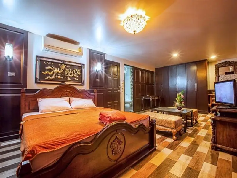 Паттайя: Beer Coffee Residence