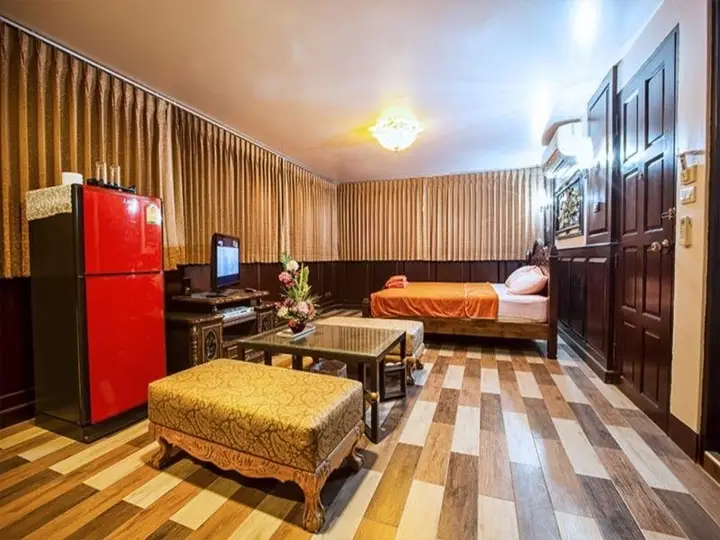 Паттайя: Beer Coffee Residence