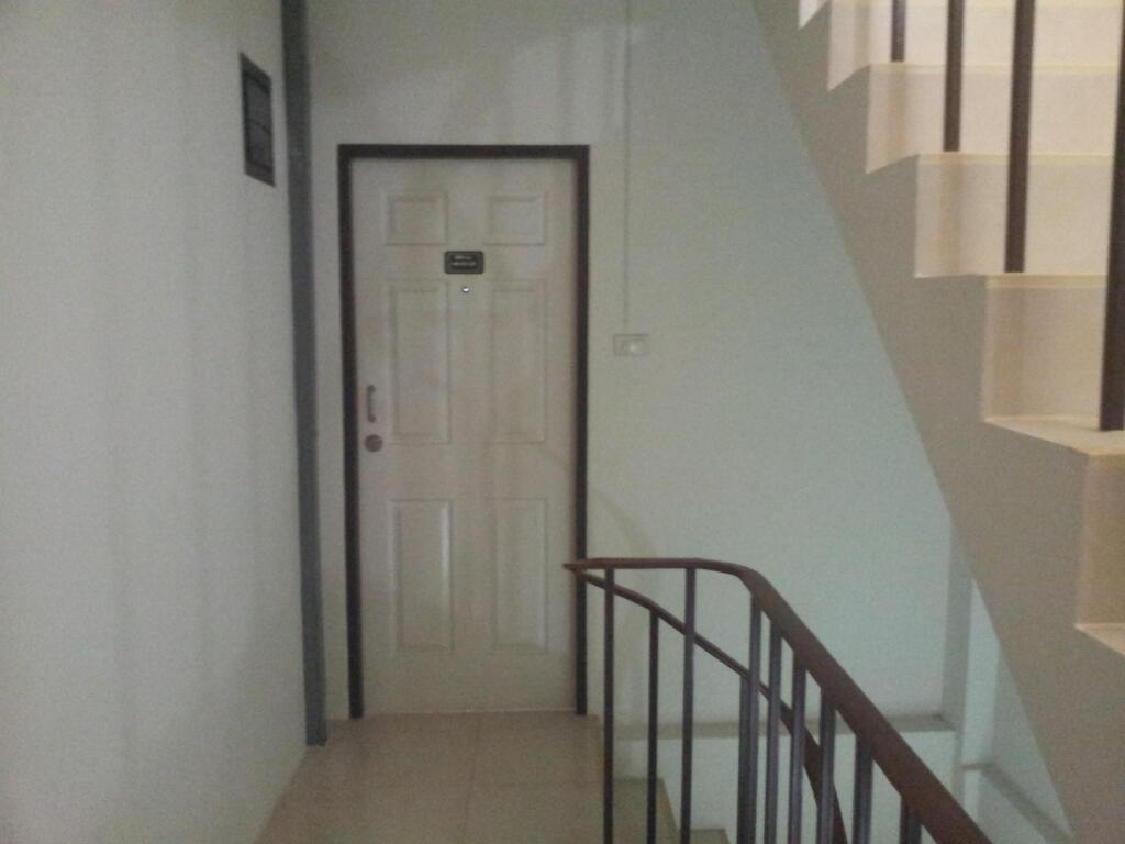 Чонбури: Bangsean Room Female Dormitory (только для женщин)