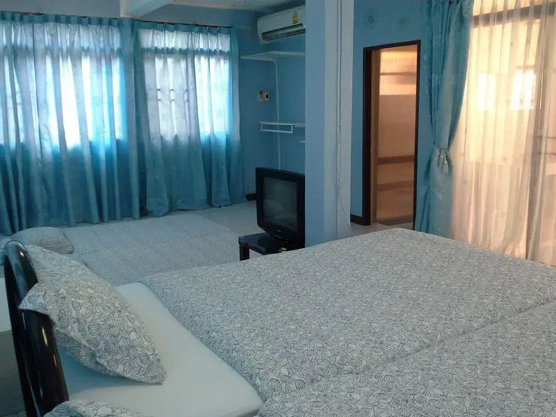 Чонбури: Baan Vintage Bangsaen