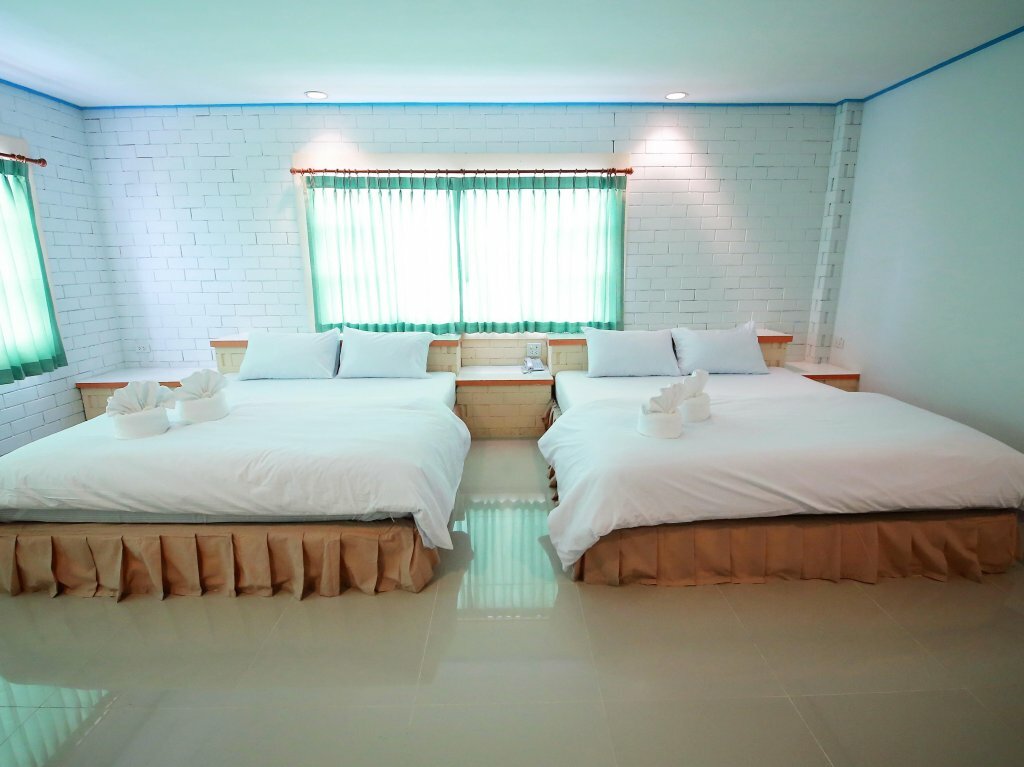 Prachuap Saam Ao Hotel — фото 1