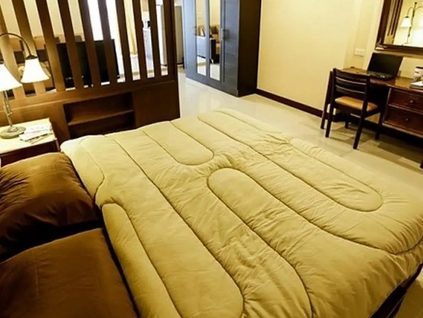 Бангкок: P Pailin Condotel
