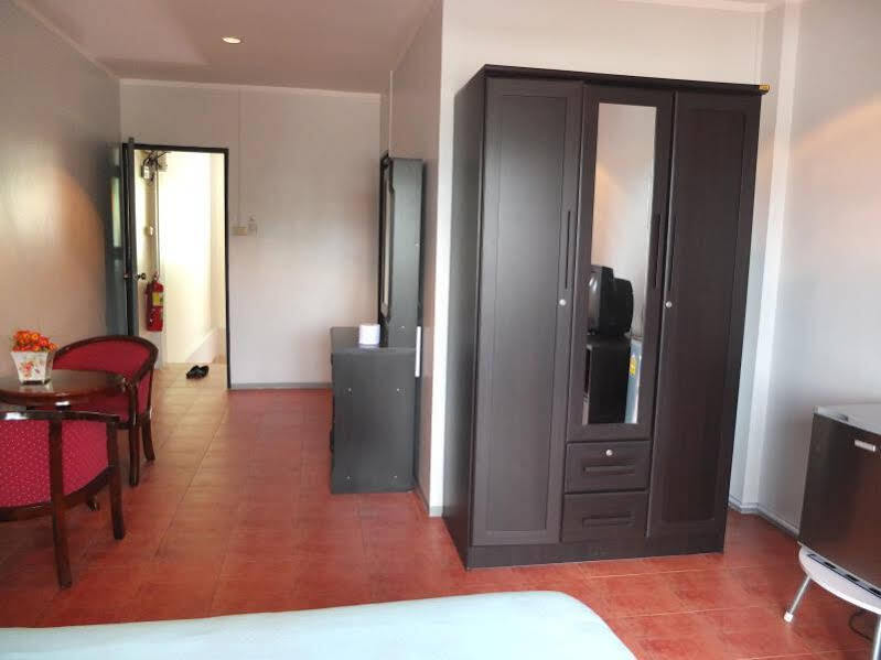 Паттайя: Friends Cafe Jomtien Guesthouse