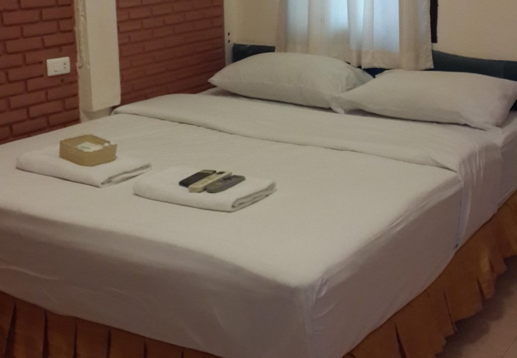 Чианграй: New Maleena Ville Hotel