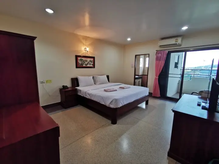 Тха Мапранг: Hihotel Saraburi (SHA Certified)