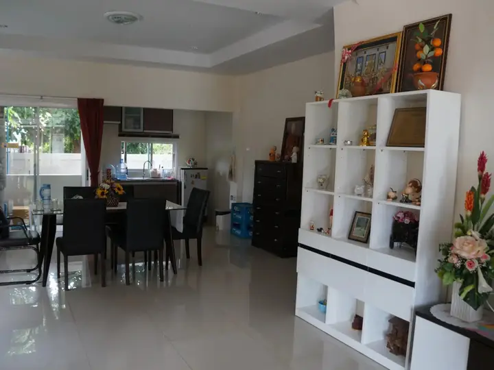 Кхонкэн: Paradise Home
