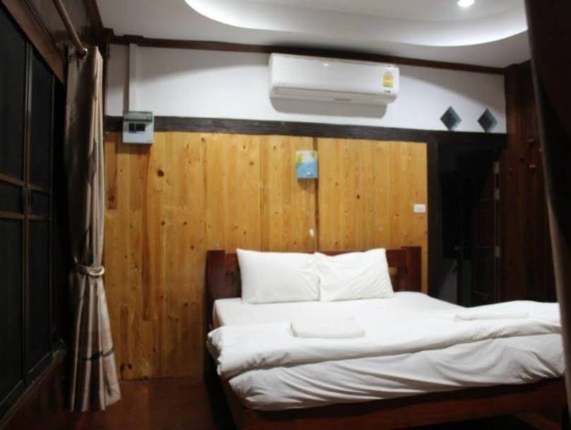 Пак-Чонг: Lung Heng Farmstay Hotel
