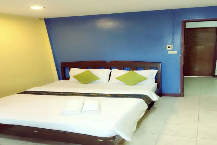 Чаам: Lalit Guesthouse 1