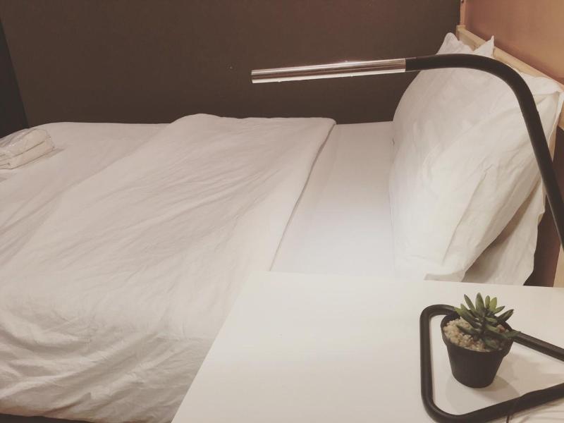 Паккрет: Room@Doze Apartments
