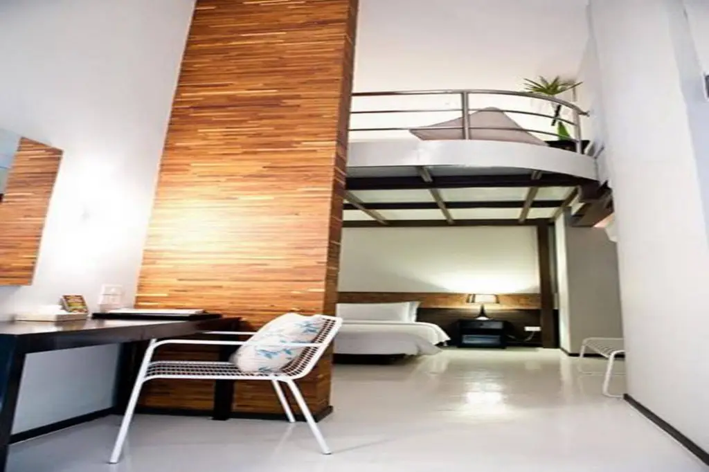 Чонбури: S2 Hotel