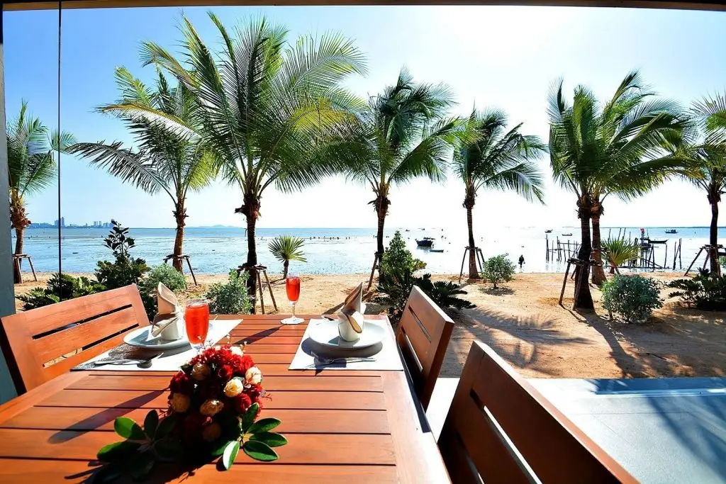 Бангламунг: Golden Dragon Beach