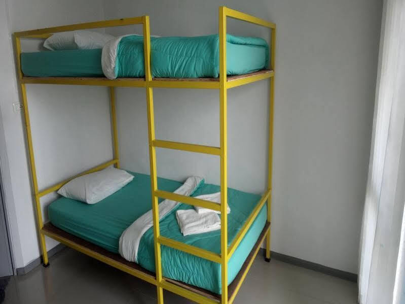 Чонбури: Bunkbed Apartment