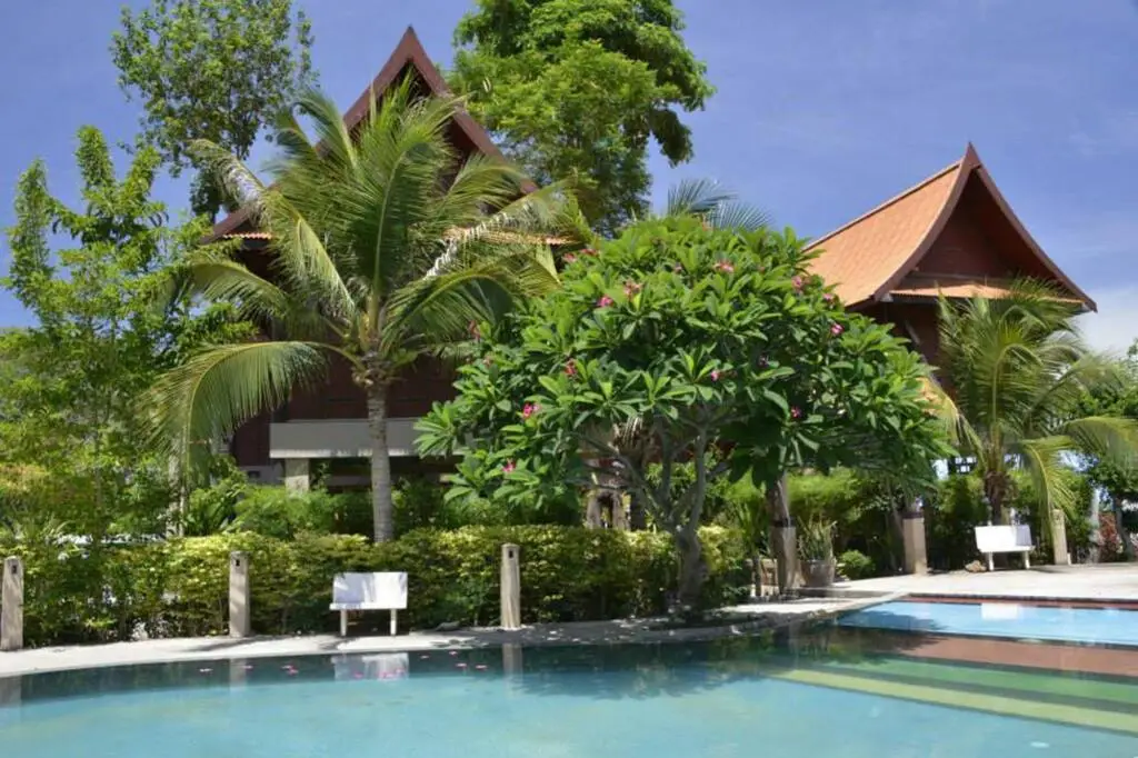 Хуахин: Baan Salathai Hua Hin