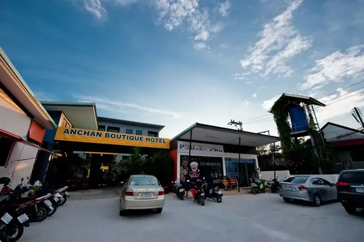 Муанг: Anchan Hostel