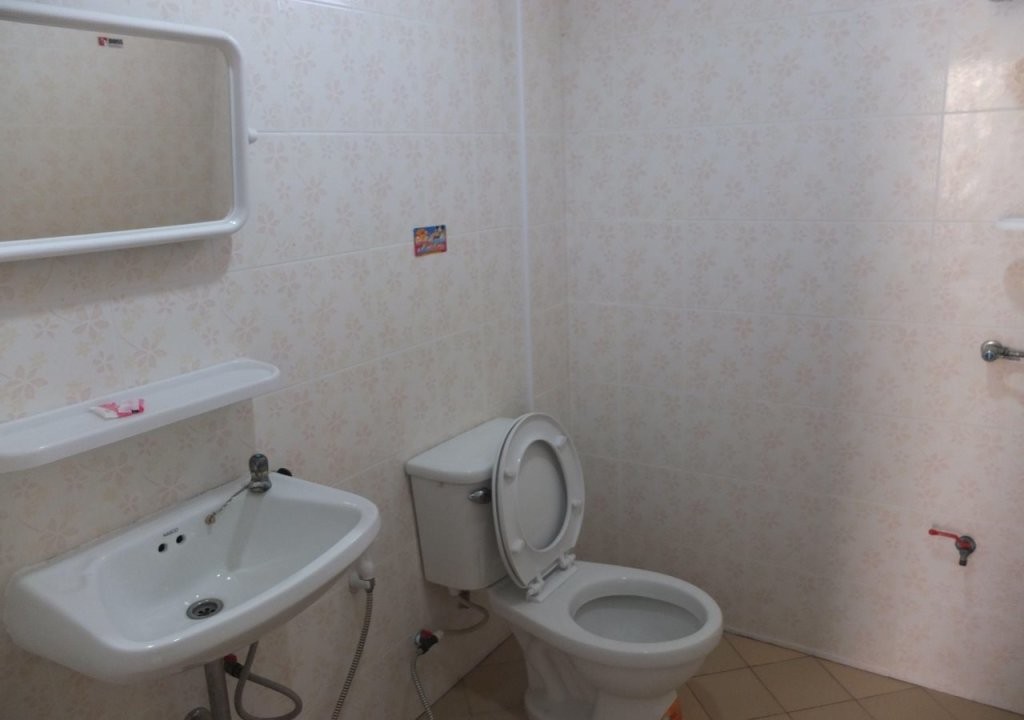 Сирача: Ekaluk Place Inn