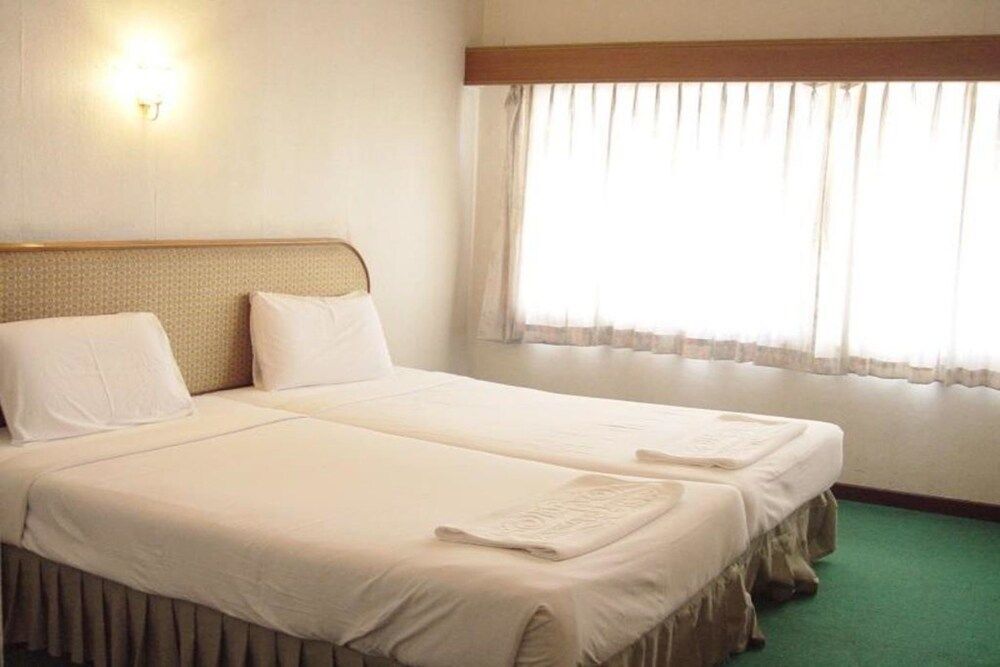 Сурин: Hotel Petchkasem Grand