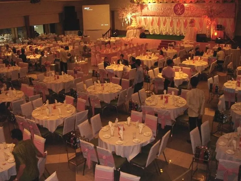 Сурин: Hotel Petchkasem Grand